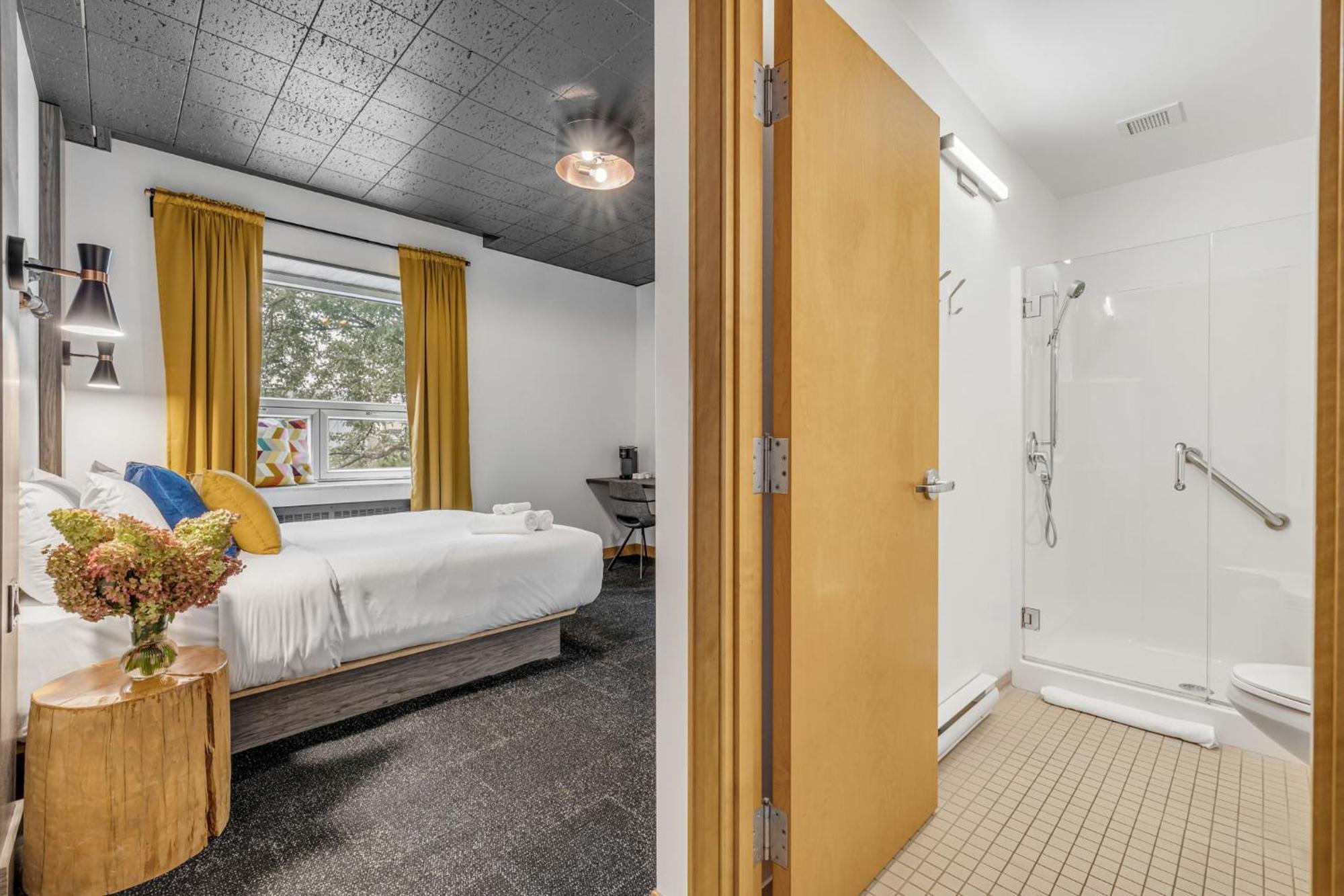 La Sainte Paix Apartment Квебек Екстериор снимка