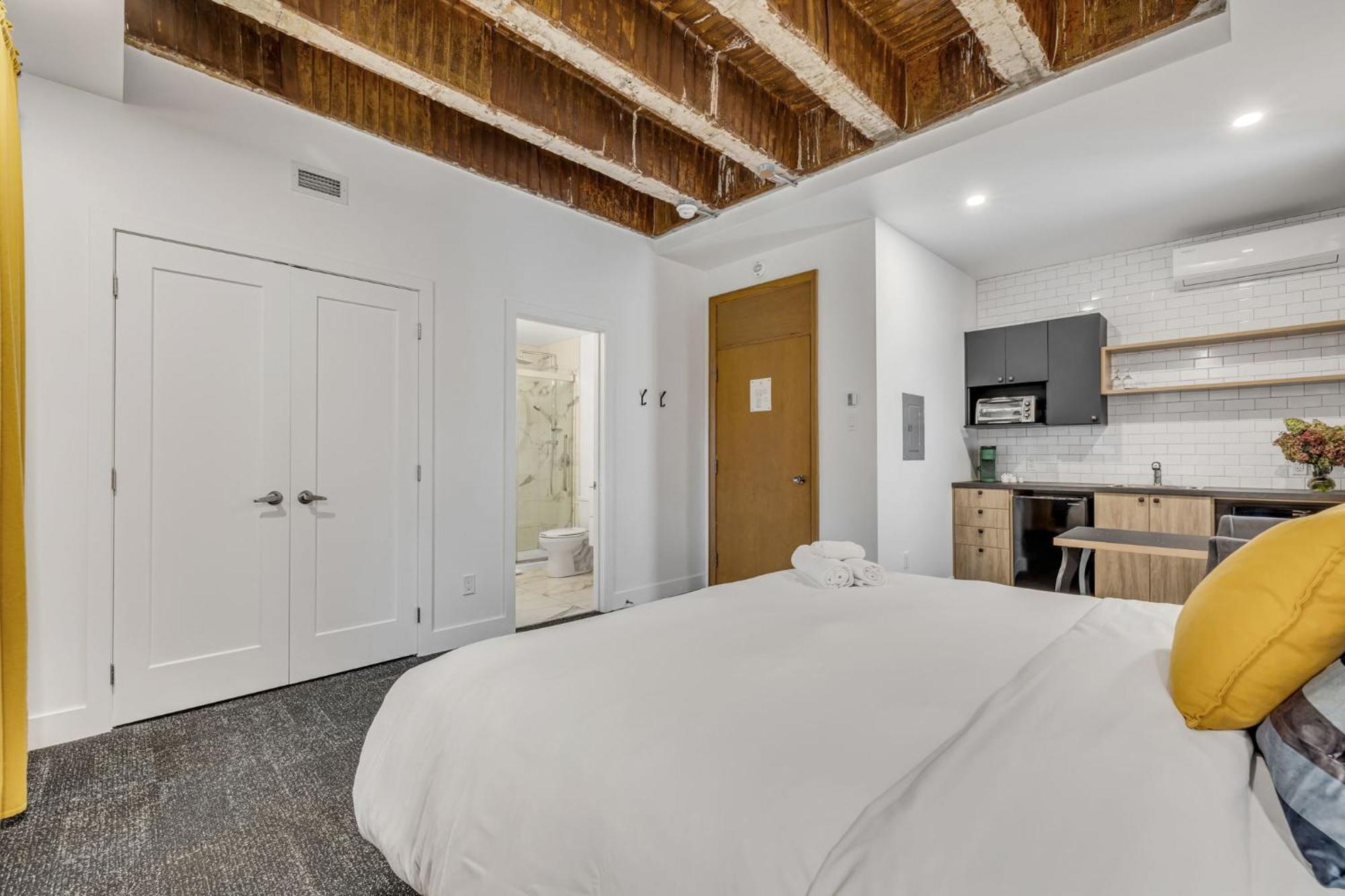 La Sainte Paix Apartment Квебек Екстериор снимка