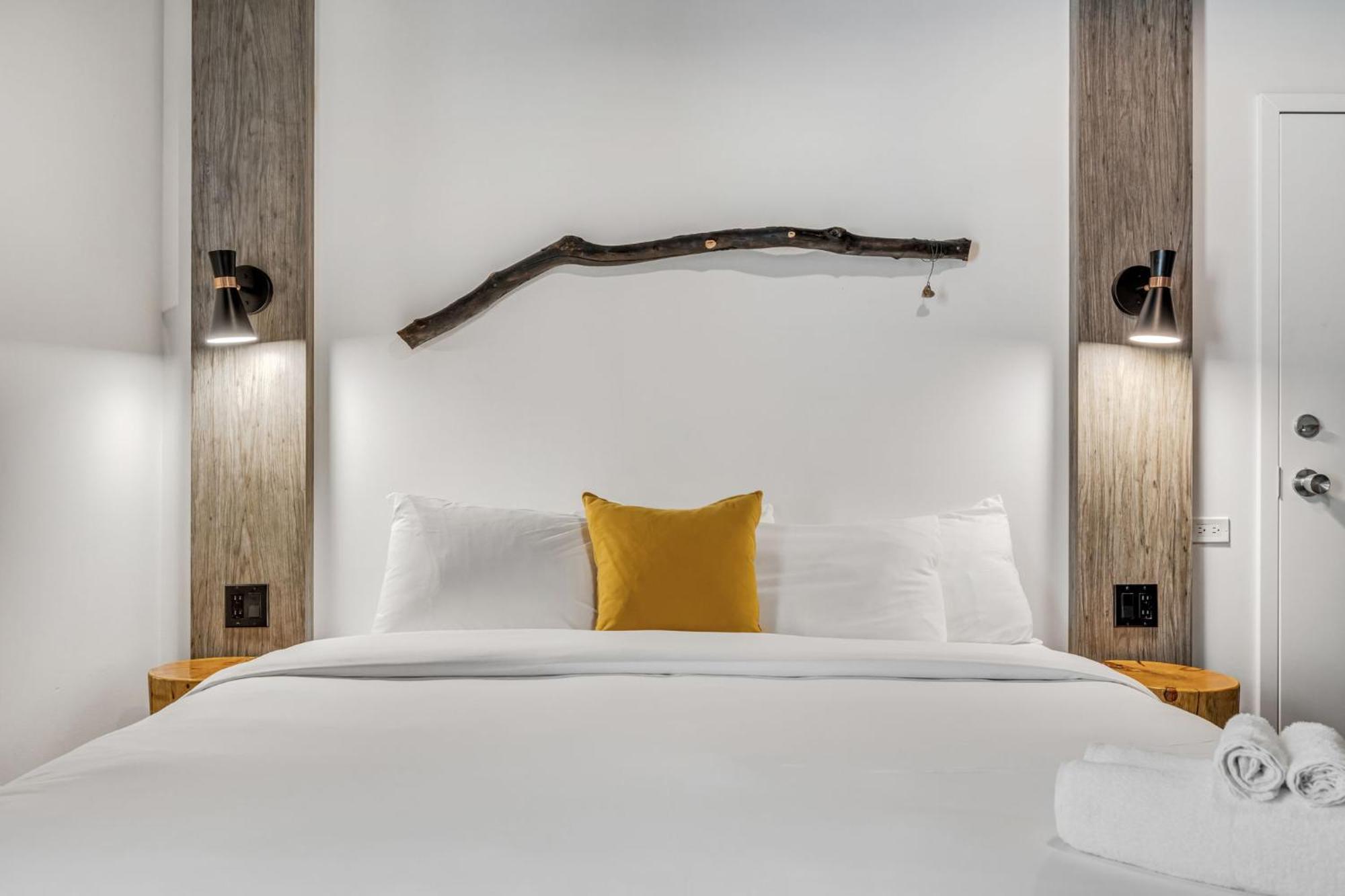 La Sainte Paix Apartment Квебек Екстериор снимка
